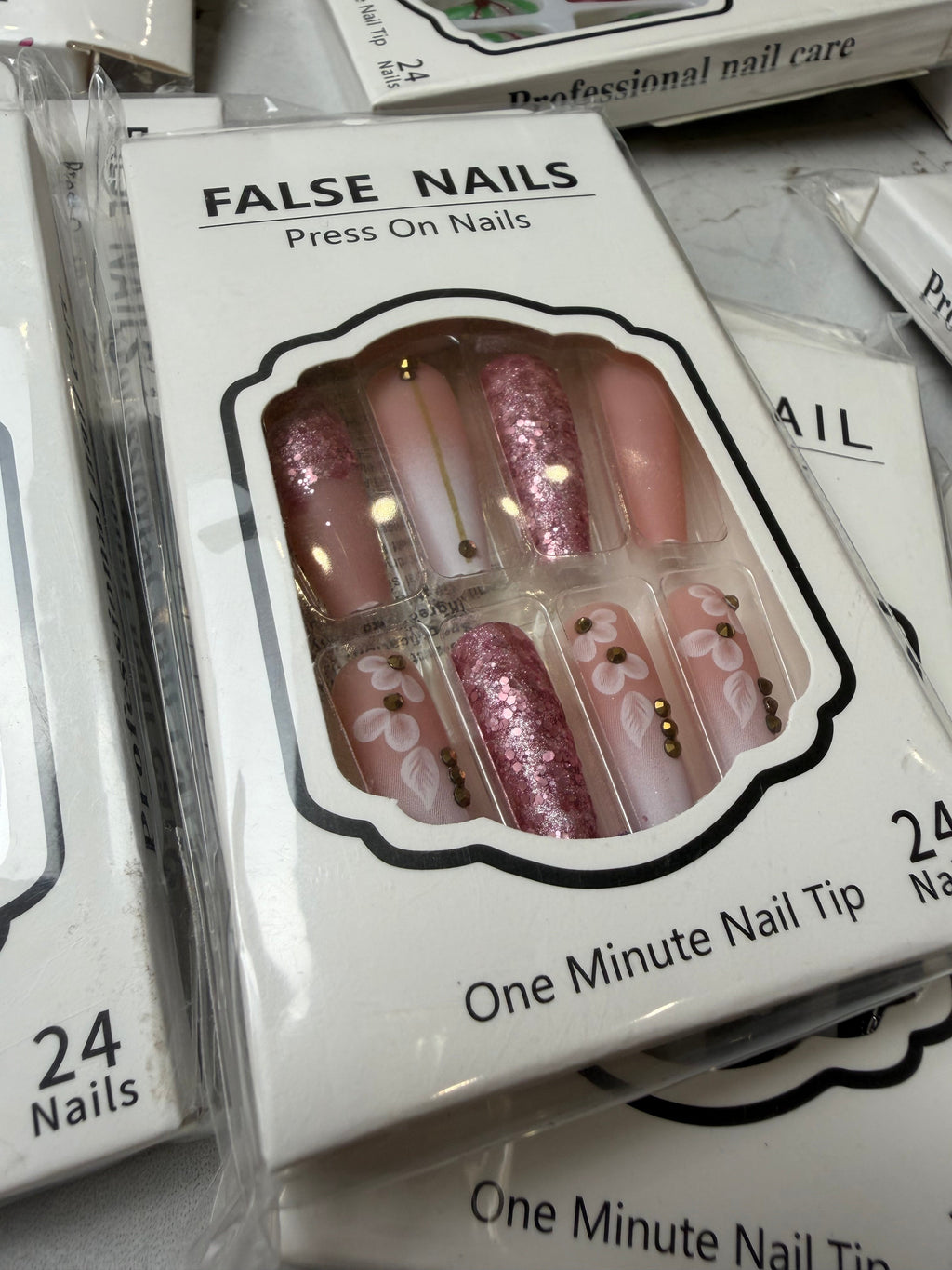 Pack of 15 Artificial Nails Deal