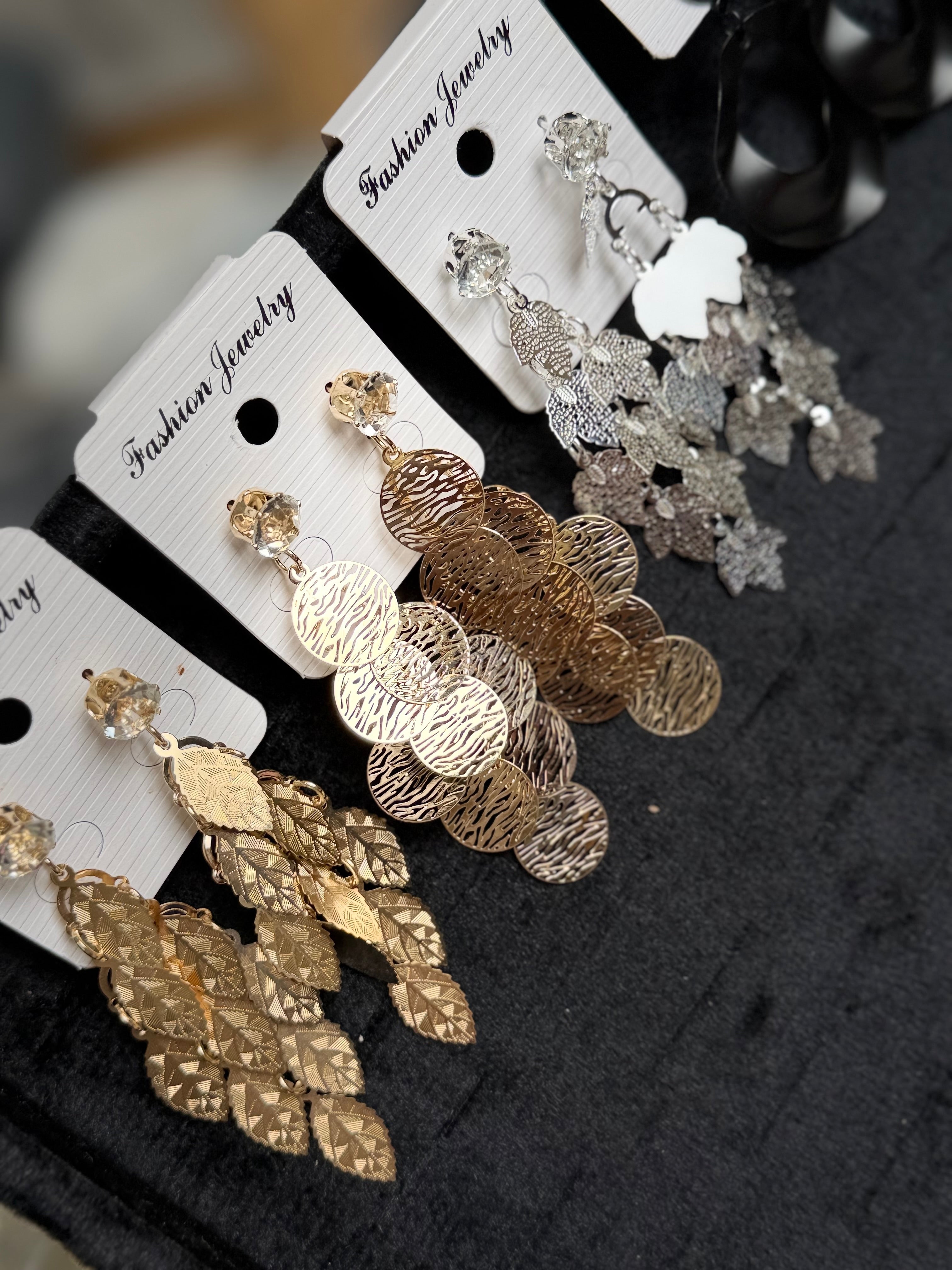 Pack of 30 Sets Jewellery Deal