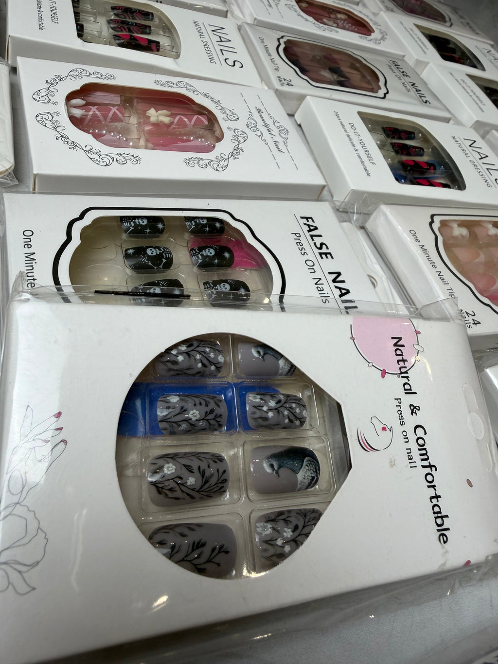 Pack of 15 Artificial Nails Deal