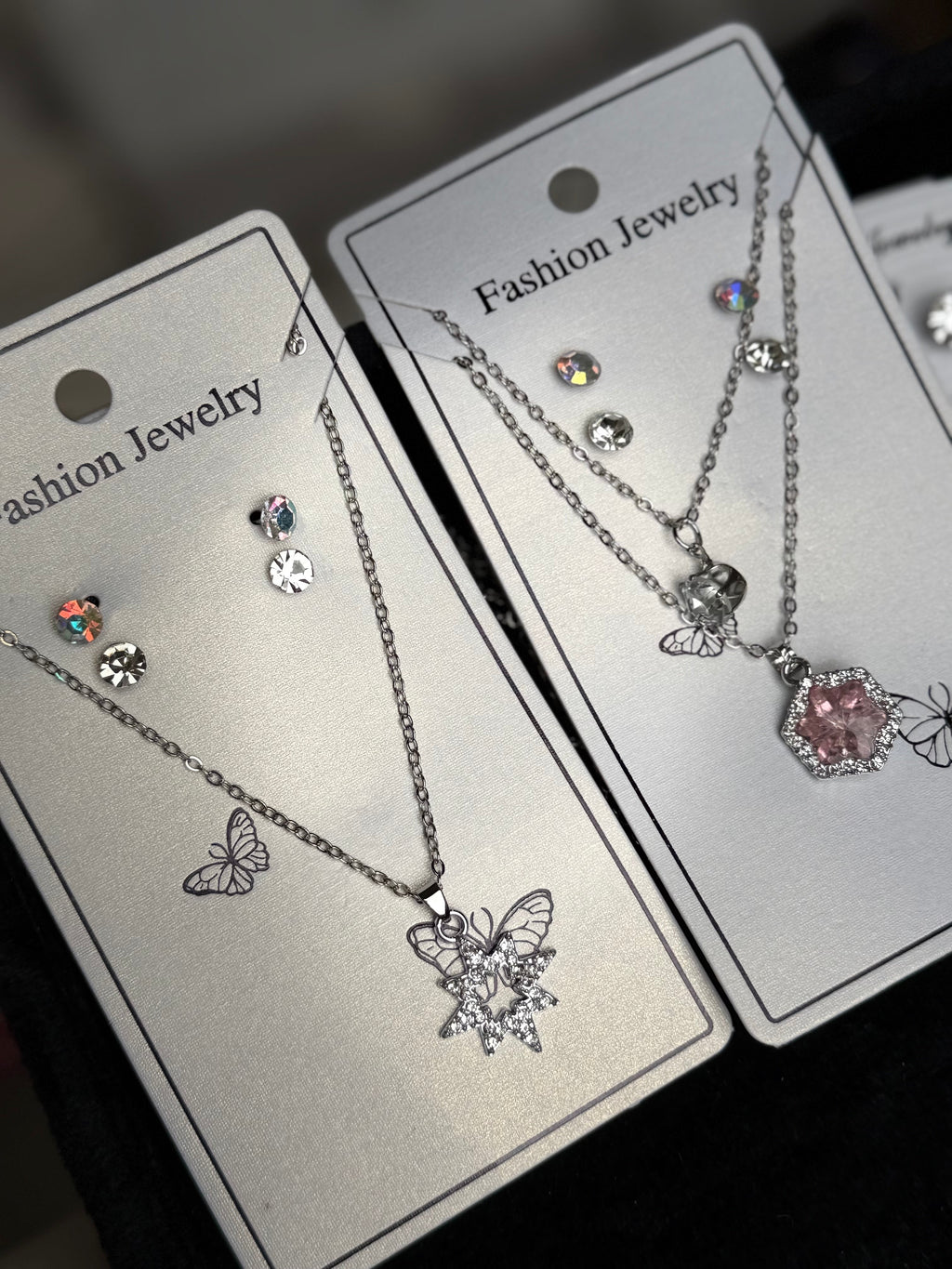 Pack of 30 Sets Jewellery Deal