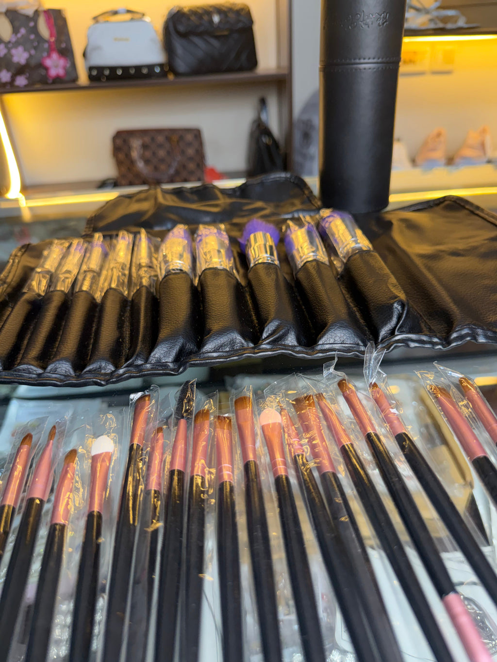Pack of 2 Makeup Brushes Deal